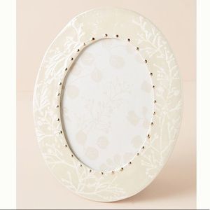NWT Anthropologie Home Neva Oval Frame